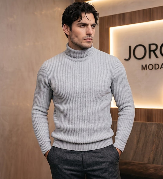 Jersey de punto grueso acanalado para hombre con cuello alto vuelto de corte entallado y elástico en puños y cintura, disponible en color azul marino, negro, burdeos, gris marengo, gris perla, azul eléctrico, verde oliva y celeste