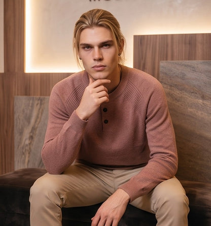 Jersey de punto suave para hombre con cuello Henley abotonado y manga larga, disponible en gris claro y rosa melocotón, corte holgado informal para invierno